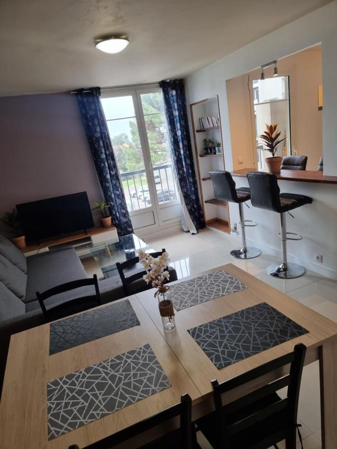 Vue Avec Parking Gratuit Sur Place Apartment